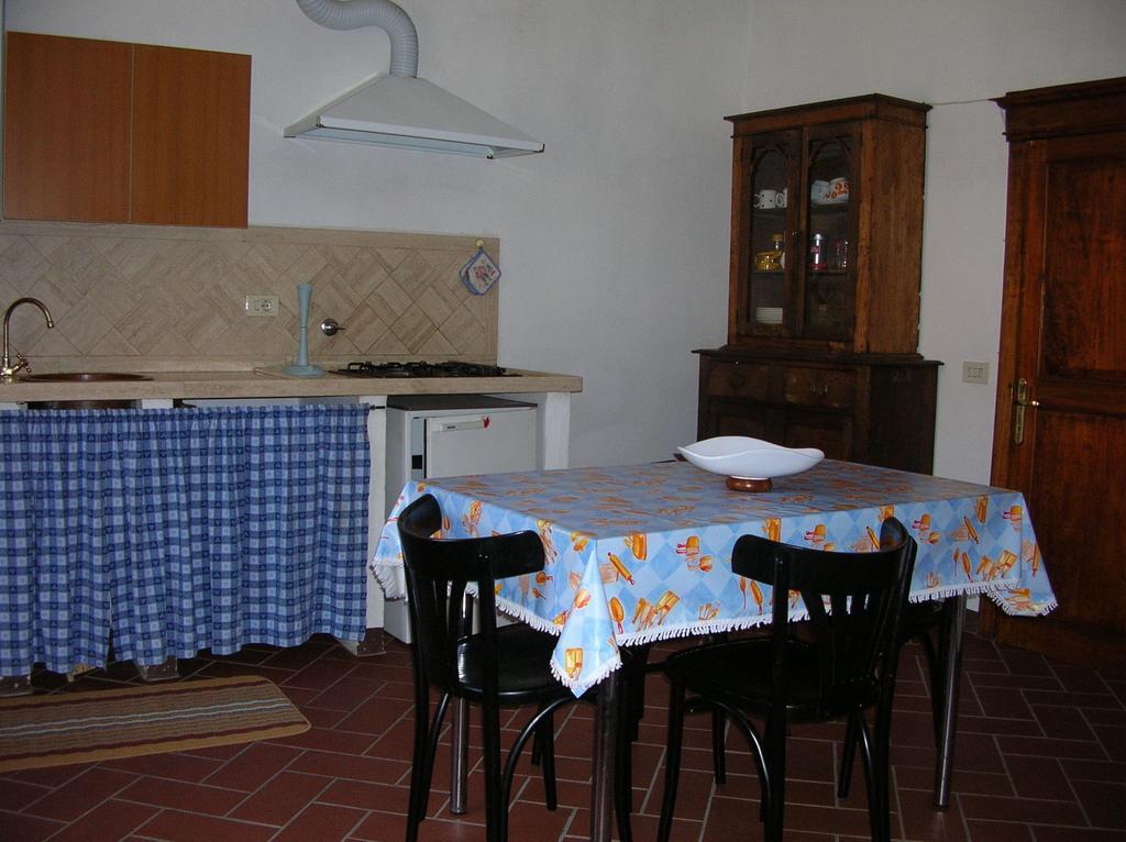 Borgo Vecchio Hotel Montalcino Værelse billede